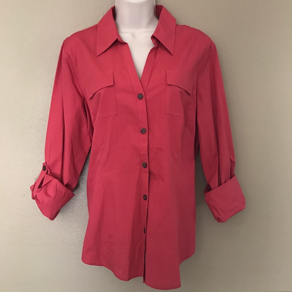 Van Heusen Button Down Long Sleeve Blouse in Large